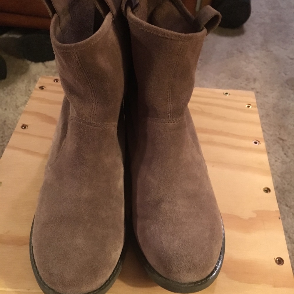 Sole Society Booties Size 6-5 Excellent Condition